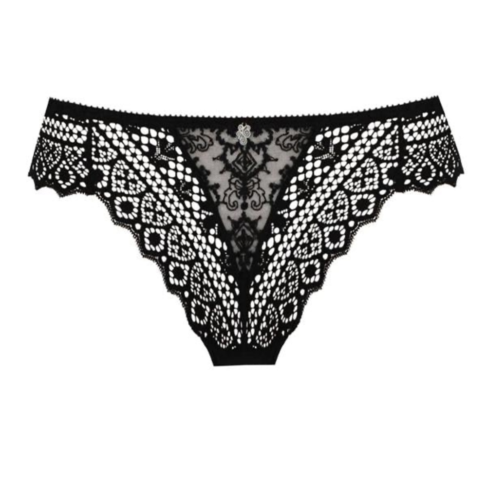 Black Lace Thong with Scalloped Trim.  Empreinte Cassiopee.
